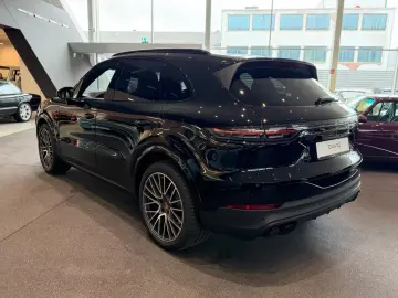 Porsche Cayenne E-Hybrid Platinum Edition