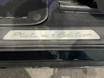 Porsche Cayenne E-Hybrid Platinum Edition