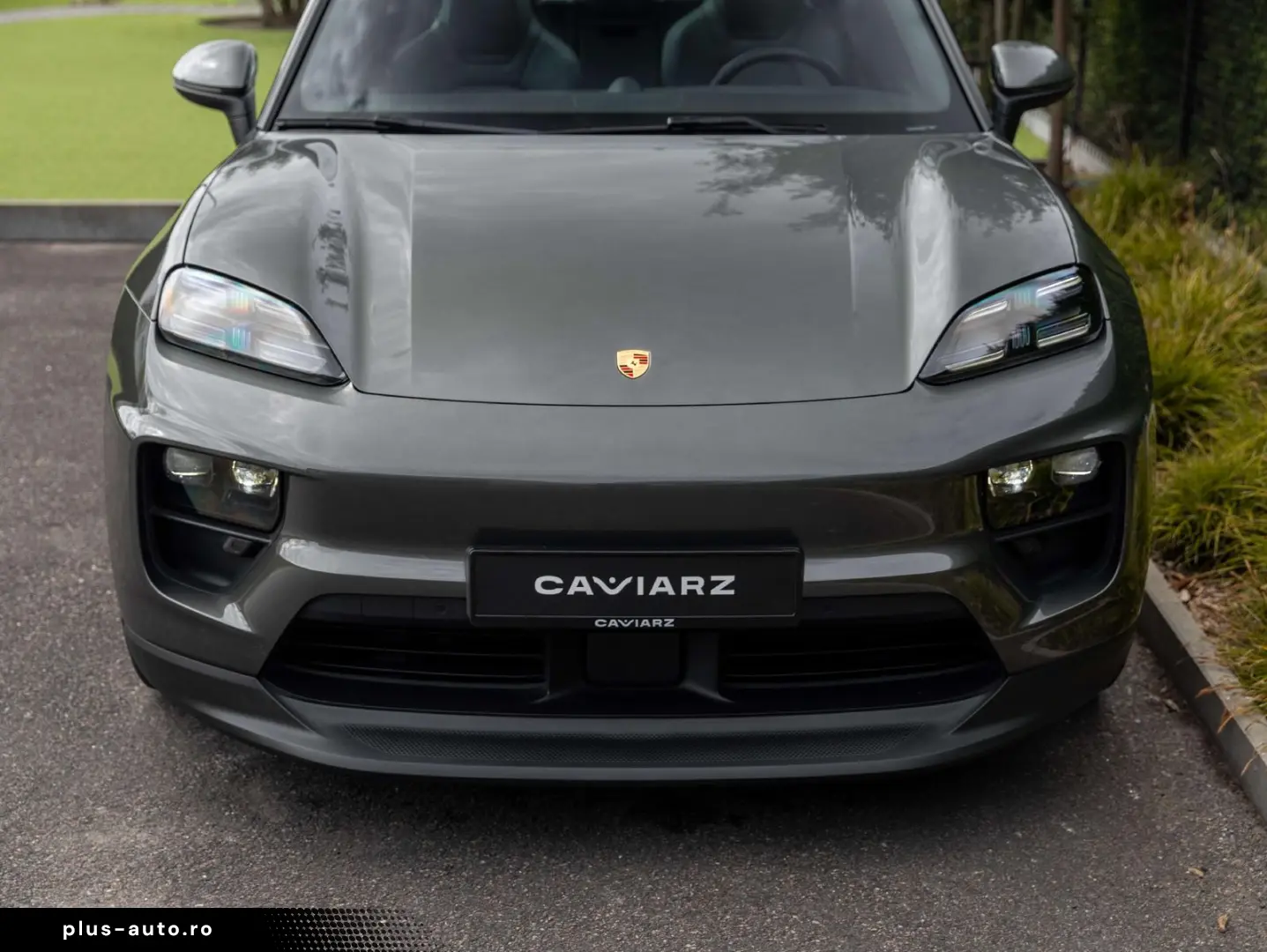 PORSCHE Macan 4 EV 100KW 22 RS AIR MATRIX PANO ENTRY 18W
