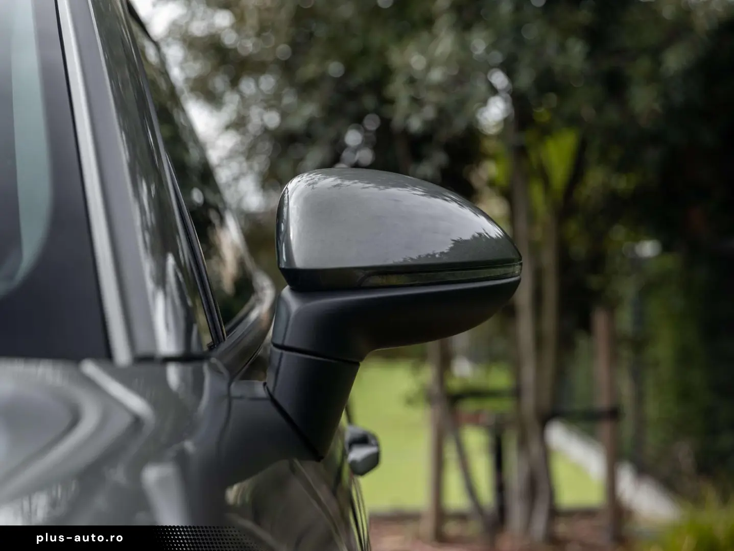 PORSCHE Macan 4 EV 100KW 22 RS AIR MATRIX PANO ENTRY 18W