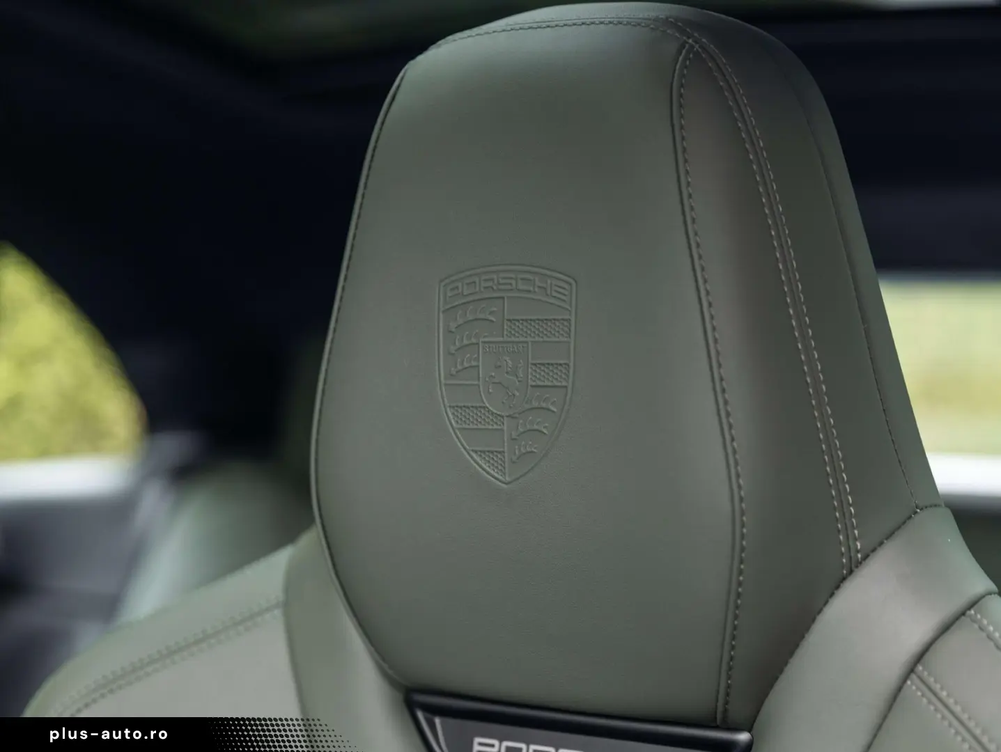 PORSCHE Macan 4 EV 100KW 22 RS AIR MATRIX PANO ENTRY 18W