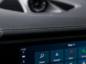 PORSCHE Macan 4 EV 100KW 22 RS AIR MATRIX PANO ENTRY 18W