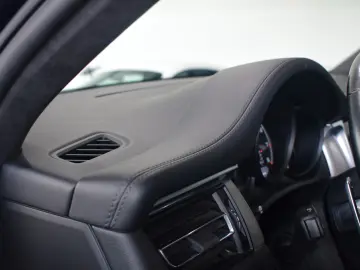 PORSCHE Macan Turbo    Sportabgasanlage   Chrono Paket