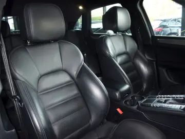 PORSCHE Macan Turbo    Sportabgasanlage   Chrono Paket