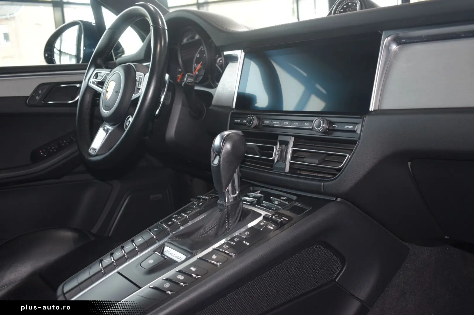 PORSCHE Macan Turbo    Sportabgasanlage   Chrono Paket