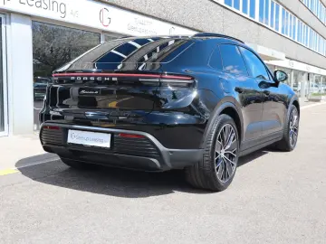 PORSCHE Macan Electric 4 PANO ACC SPORT CHRONO 18WAYSEAT