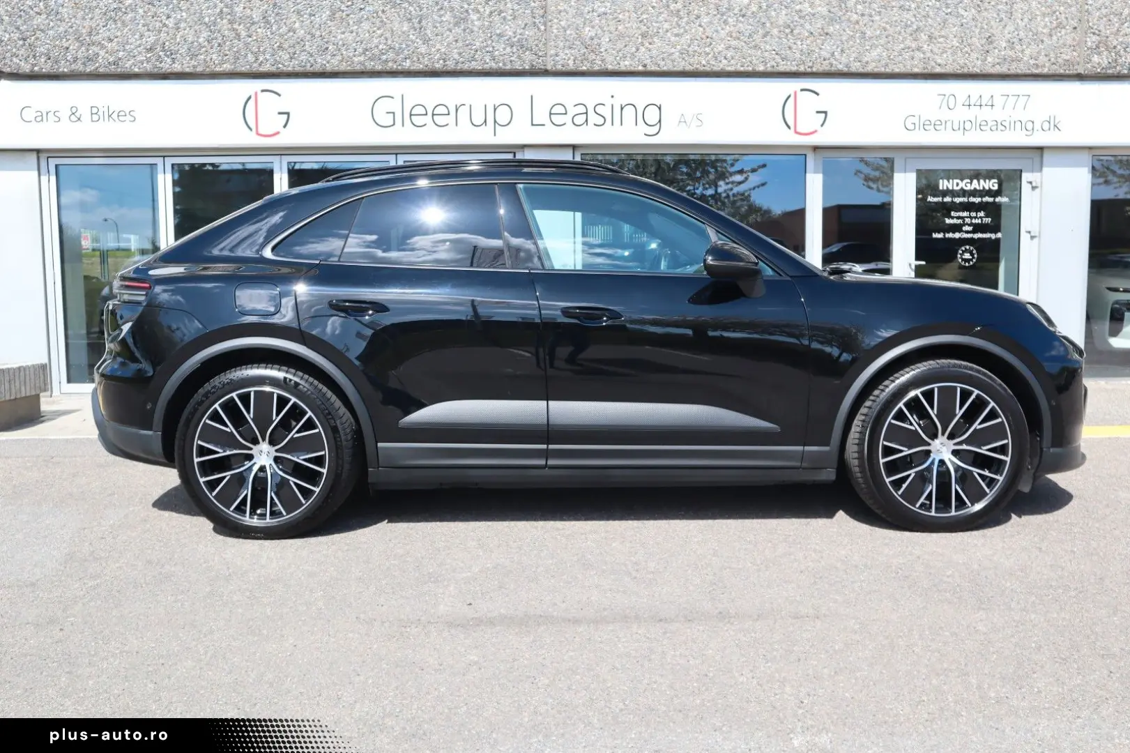 PORSCHE Macan Electric 4 PANO ACC SPORT CHRONO 18WAYSEAT
