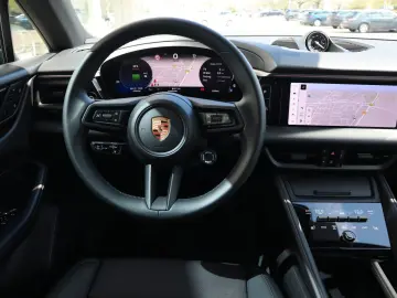 PORSCHE Macan Electric 4 PANO ACC SPORT CHRONO 18WAYSEAT
