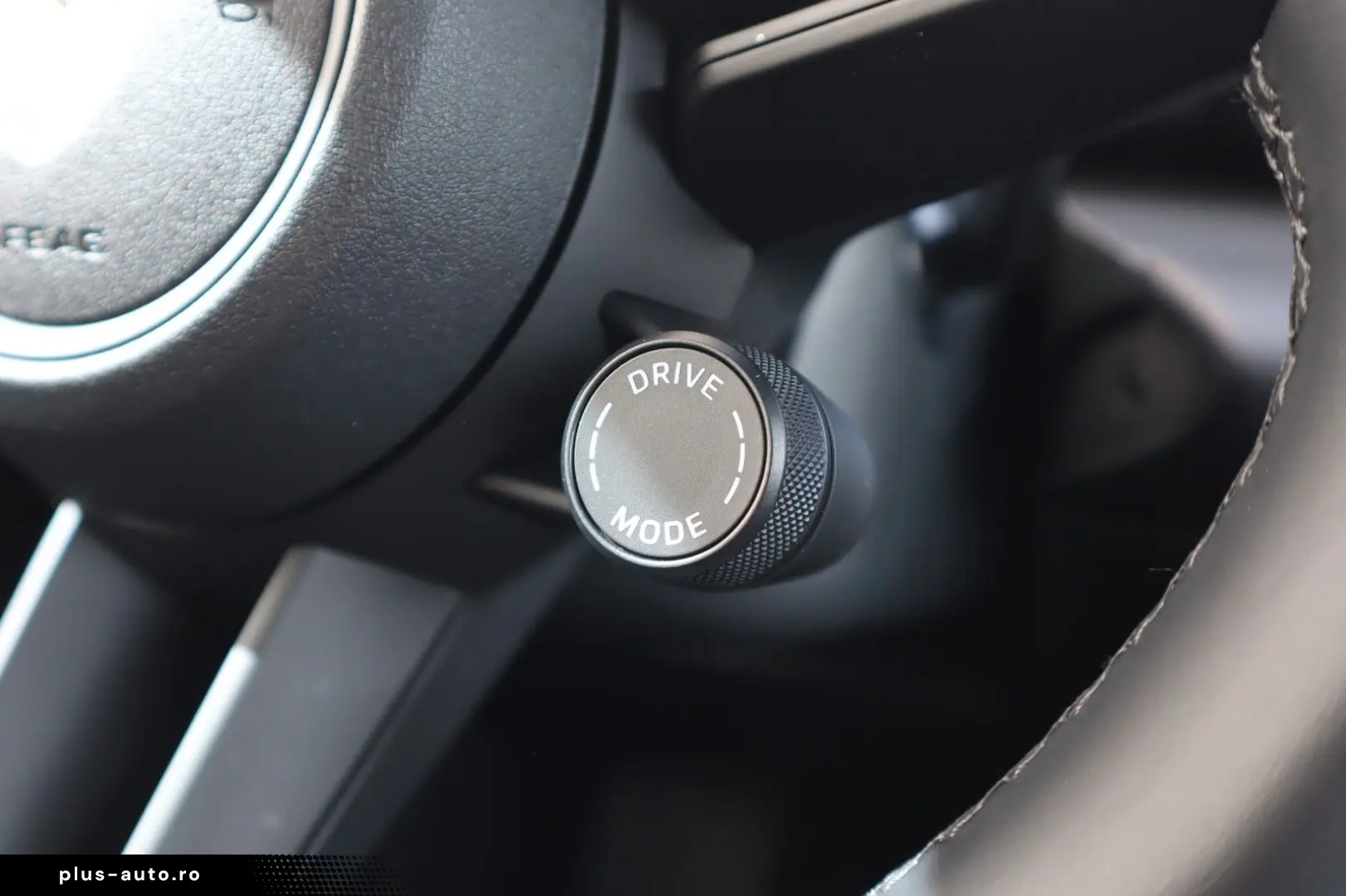 PORSCHE Macan Electric 4 PANO ACC SPORT CHRONO 18WAYSEAT