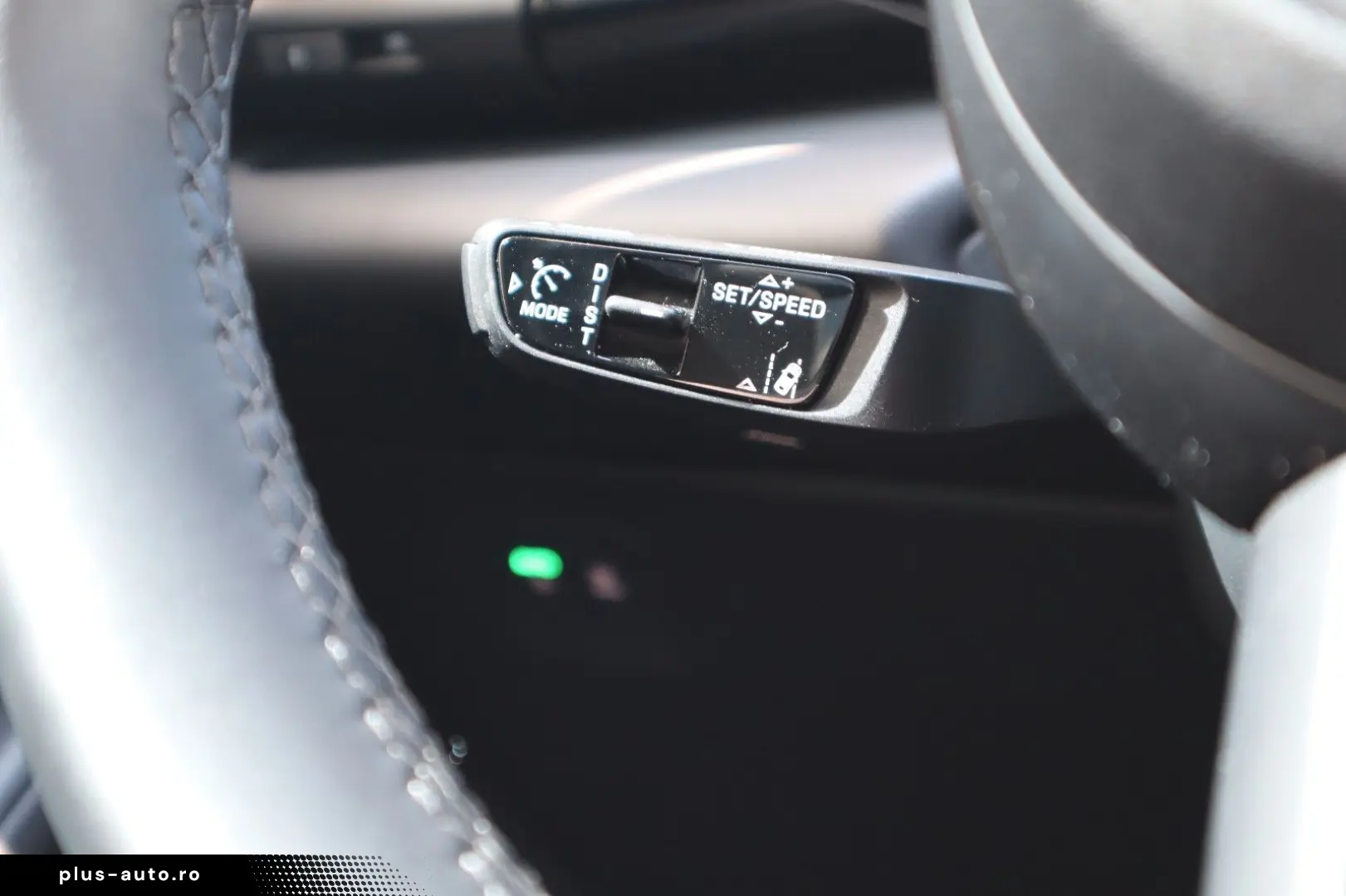 PORSCHE Macan Electric 4 PANO ACC SPORT CHRONO 18WAYSEAT