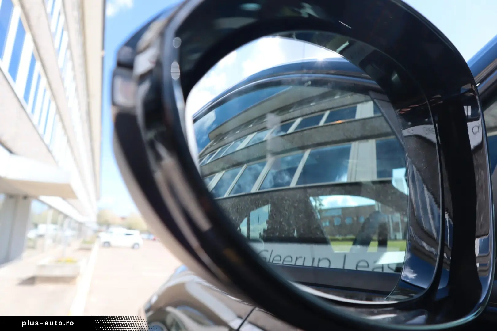 PORSCHE Macan Electric 4 PANO ACC SPORT CHRONO 18WAYSEAT