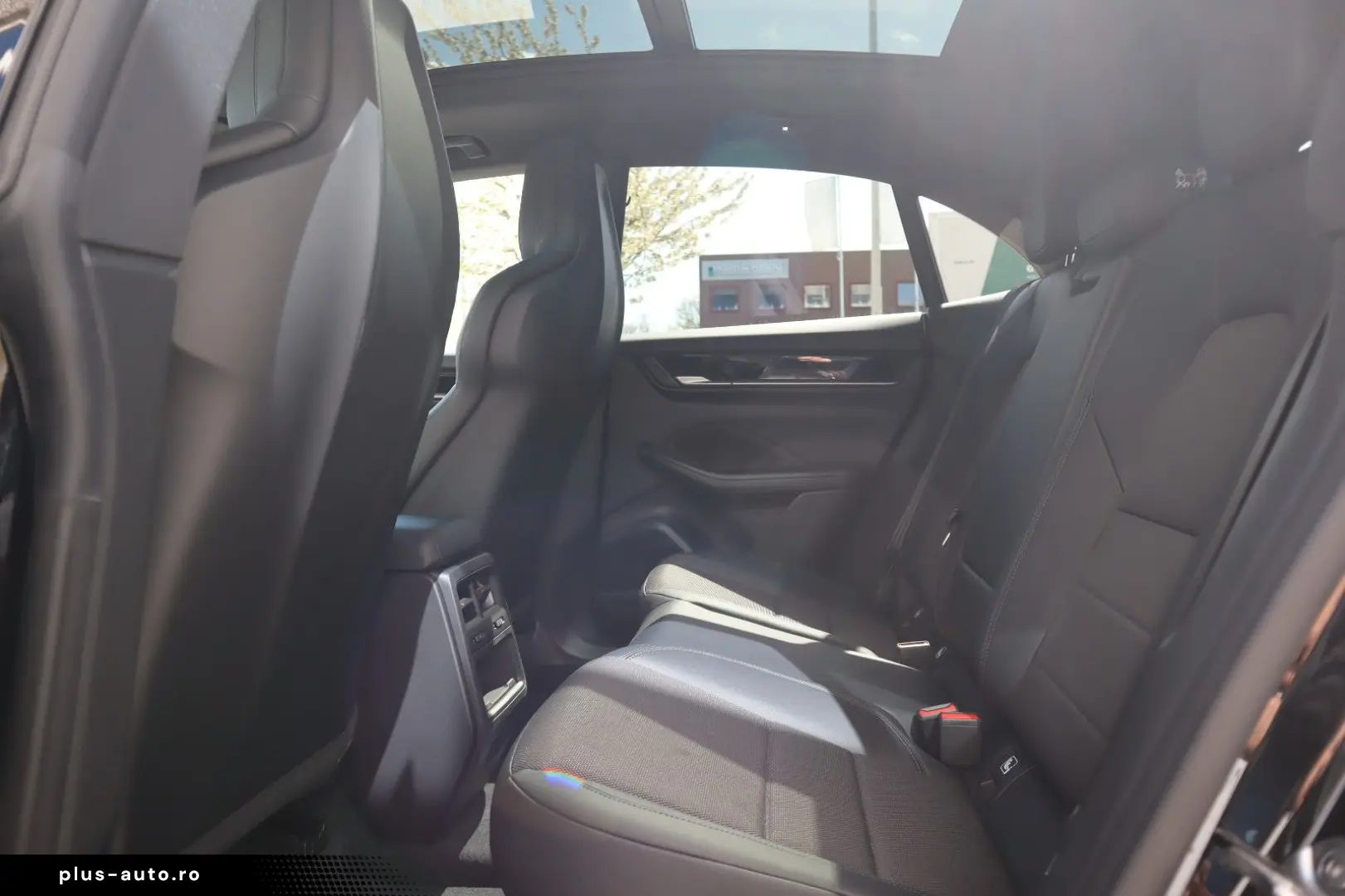 PORSCHE Macan Electric 4 PANO ACC SPORT CHRONO 18WAYSEAT