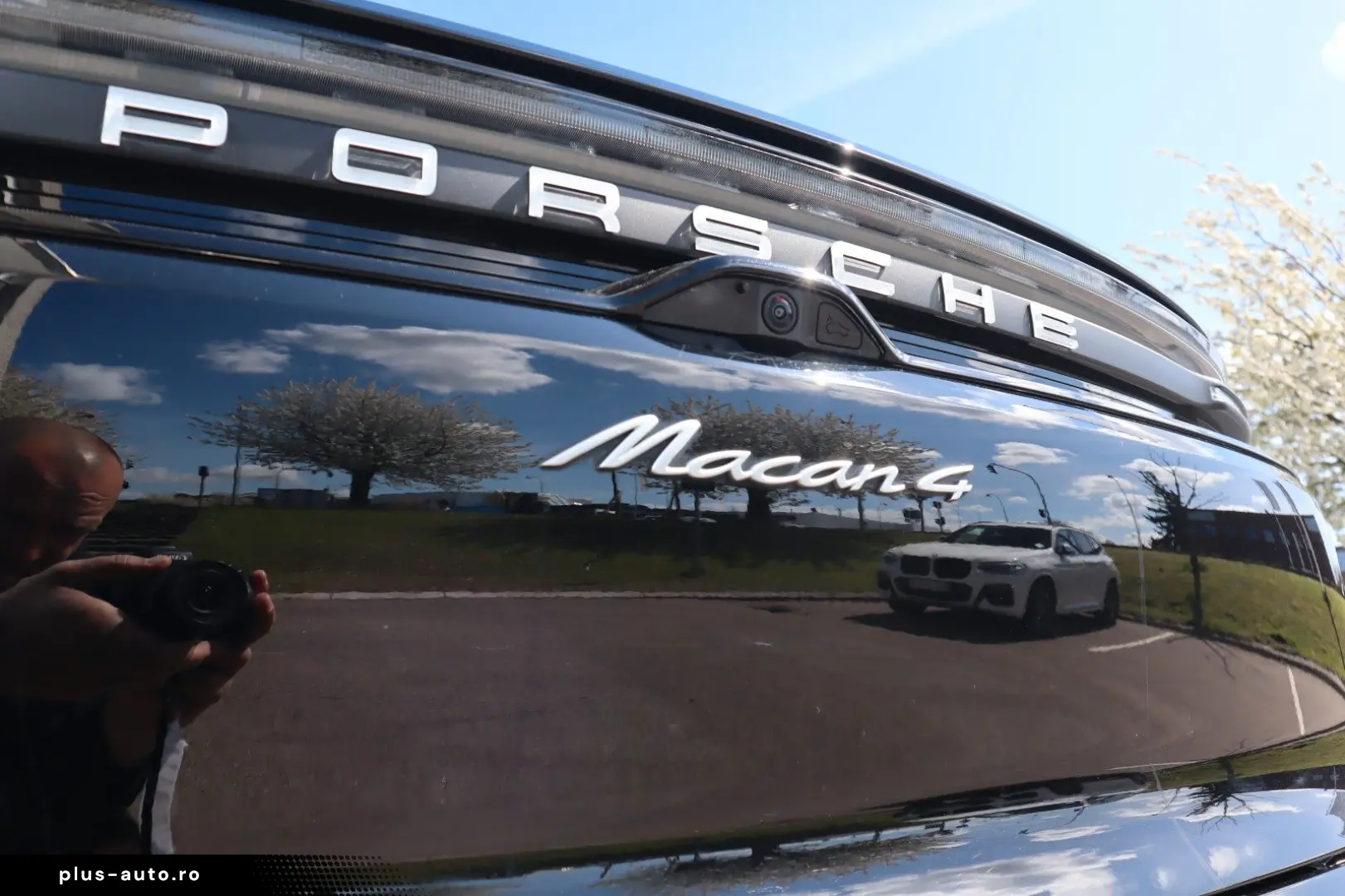 PORSCHE Macan Electric 4 PANO ACC SPORT CHRONO 18WAYSEAT