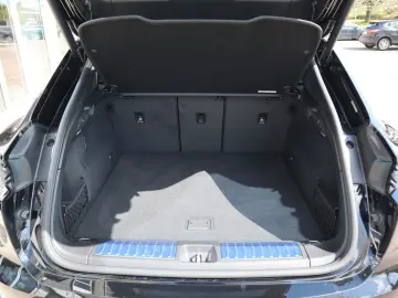 PORSCHE Macan Electric 4 PANO ACC SPORT CHRONO 18WAYSEAT