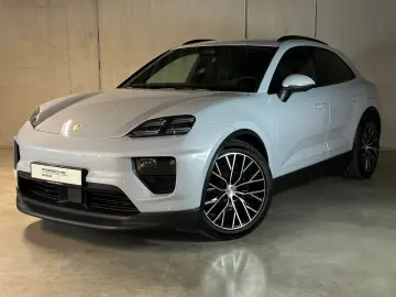 PORSCHE Macan 4   Luftfederung   LED-Matrix   AHK
