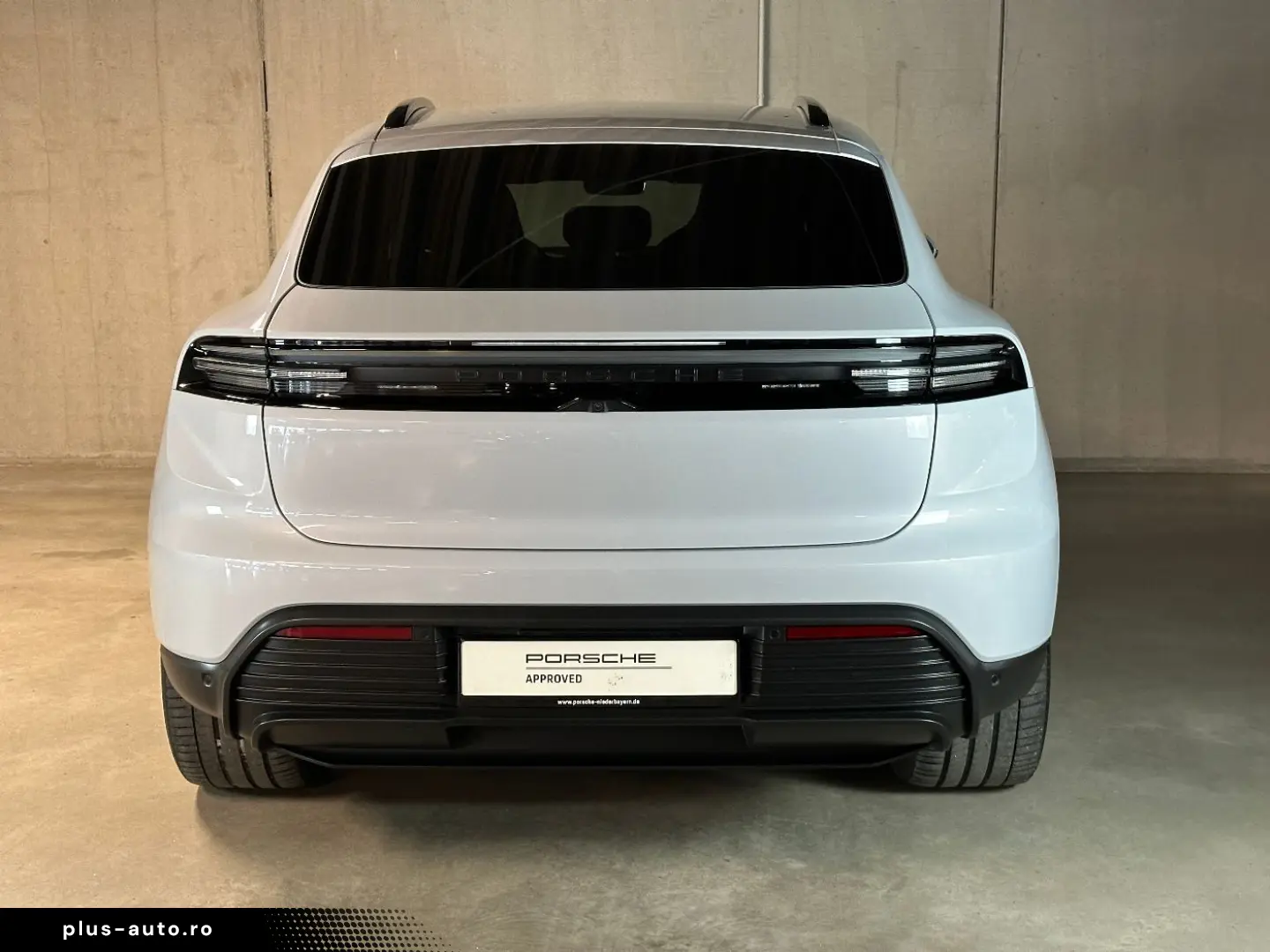 PORSCHE Macan 4   Luftfederung   LED-Matrix   AHK