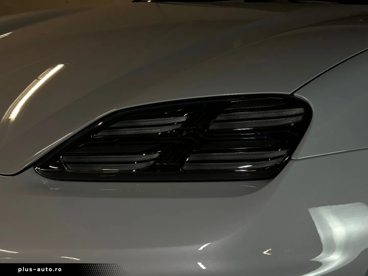 PORSCHE Macan 4   Luftfederung   LED-Matrix   AHK