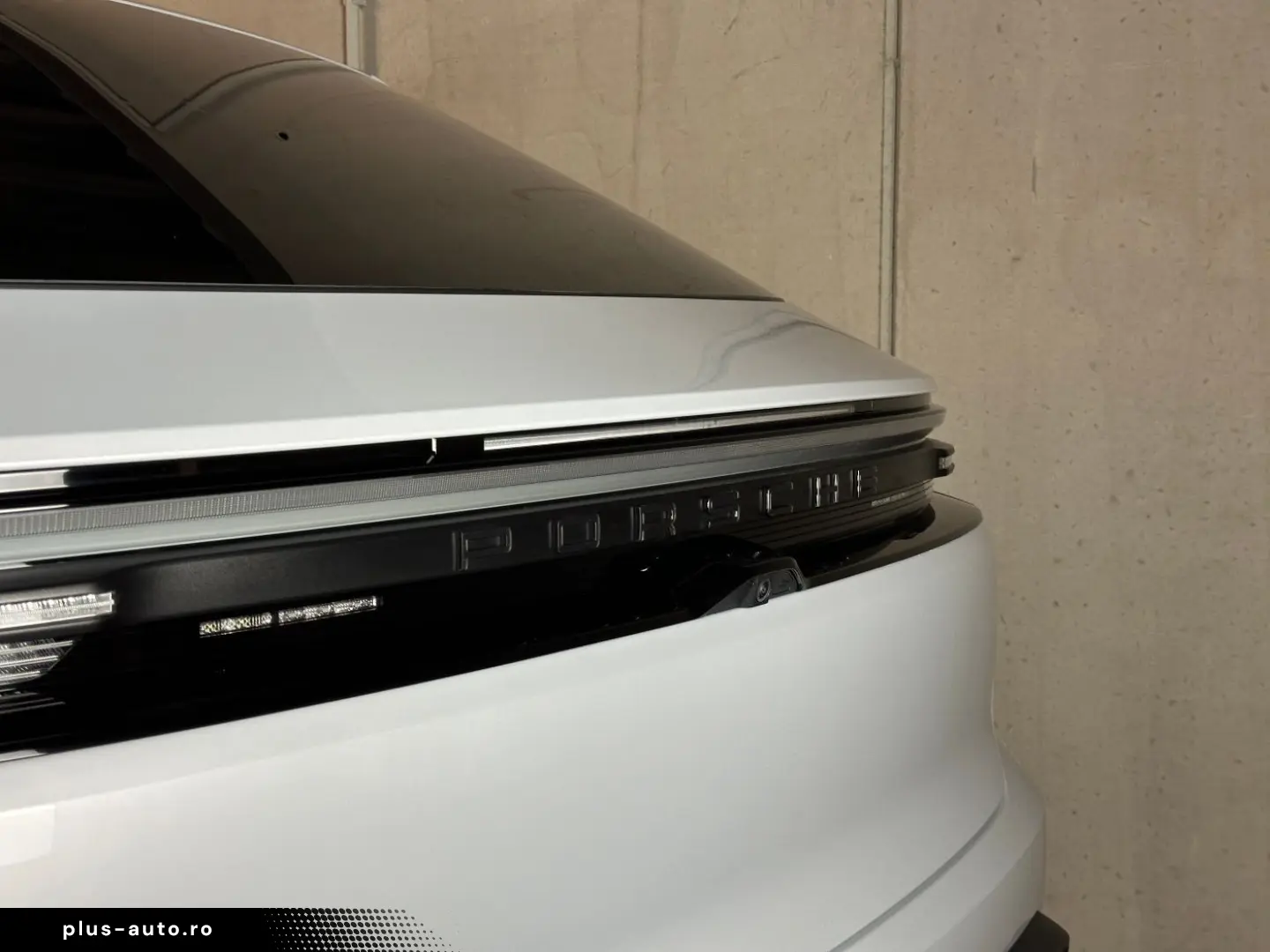 PORSCHE Macan 4   Luftfederung   LED-Matrix   AHK