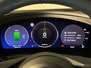 PORSCHE Macan 4   Luftfederung   LED-Matrix   AHK