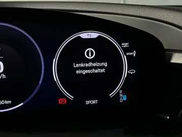 PORSCHE Macan 4   Luftfederung   LED-Matrix   AHK