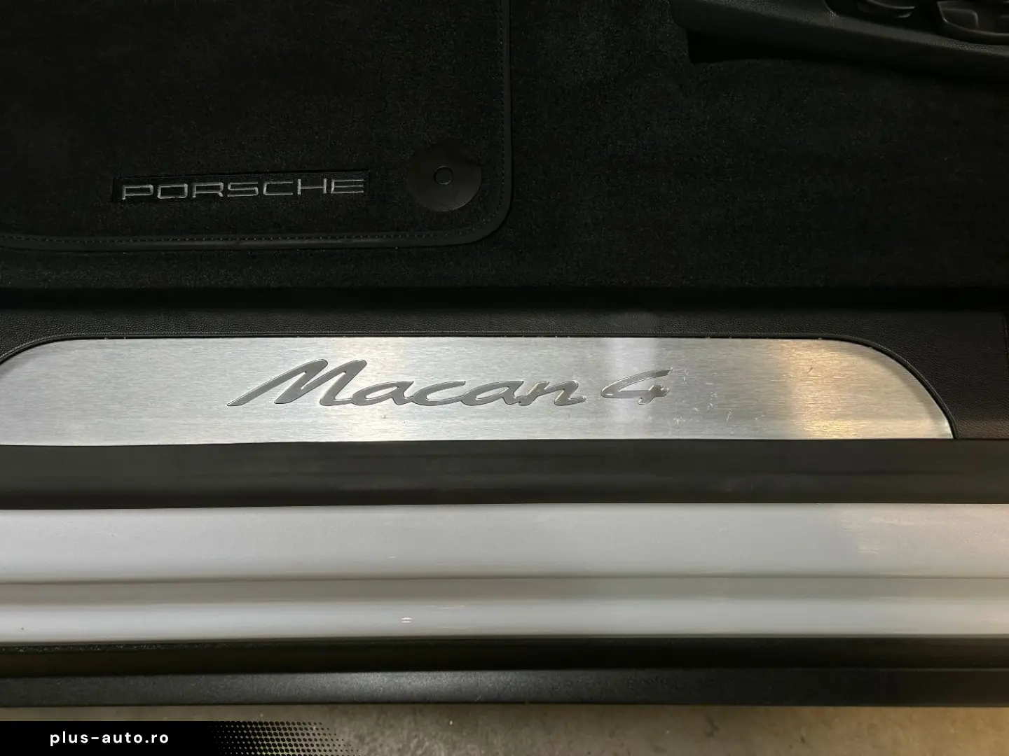 PORSCHE Macan 4   Luftfederung   LED-Matrix   AHK