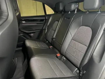 PORSCHE Macan 4   Luftfederung   LED-Matrix   AHK