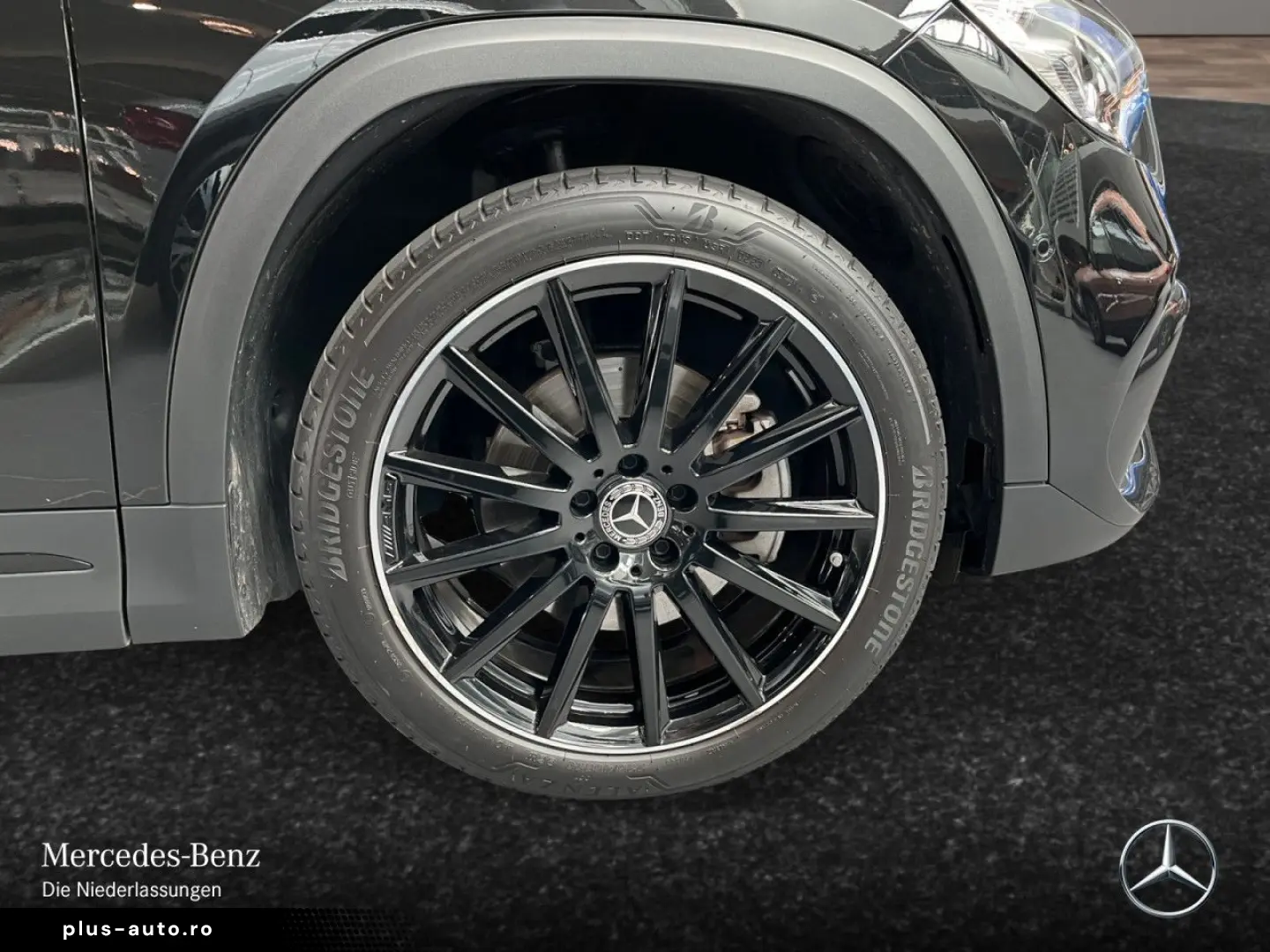 MERCEDES-BENZ GLA 250 e AMG Night Dist Pano 360  AHK LED