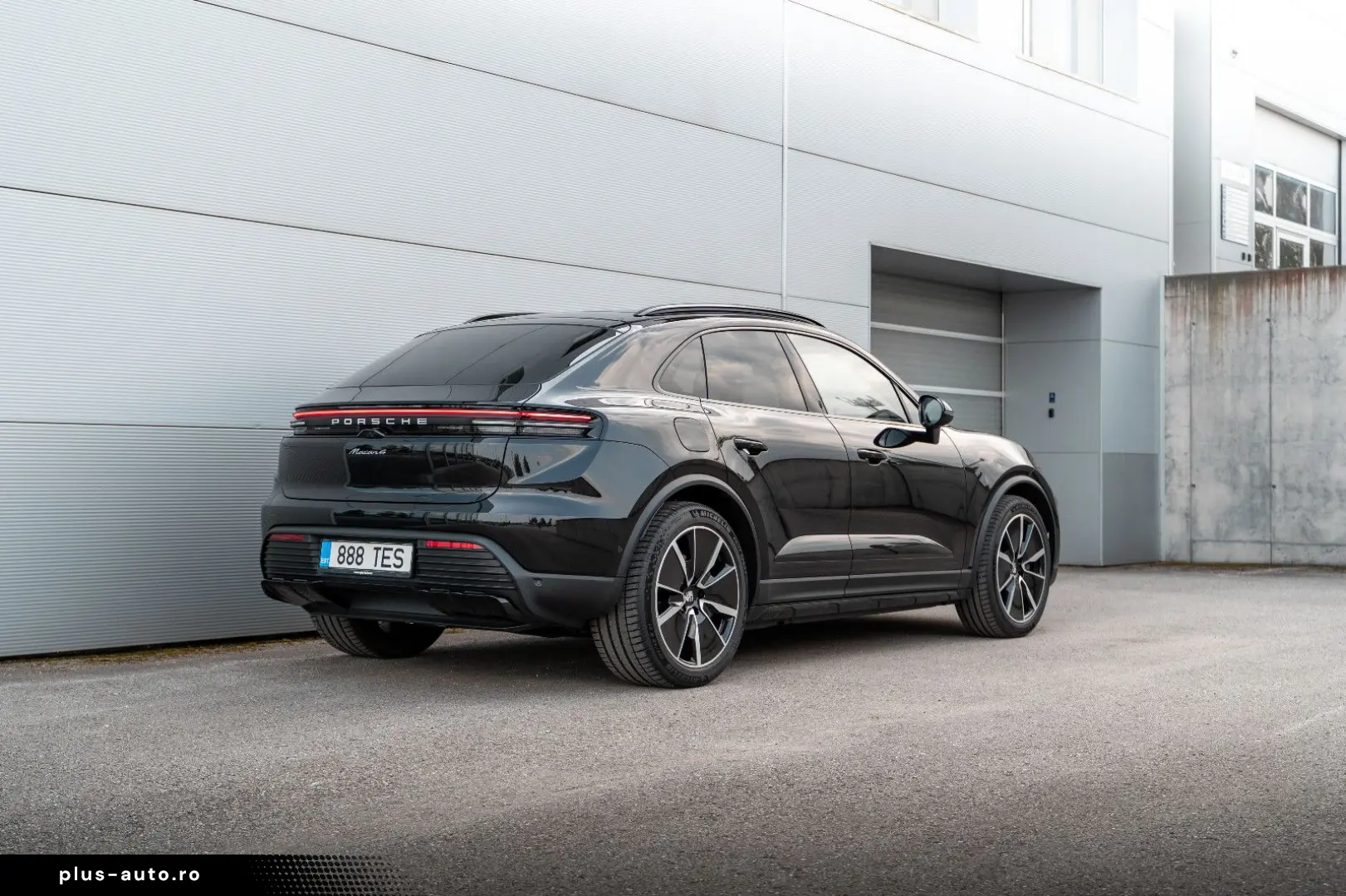 PORSCHE Macan Electric 4 Offroad Matrix PASM APPROVED