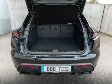 PORSCHE Macan Electric 4 Offroad Matrix PASM APPROVED