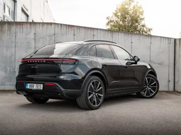 PORSCHE Macan Electric 4 Offroad Matrix PASM APPROVED