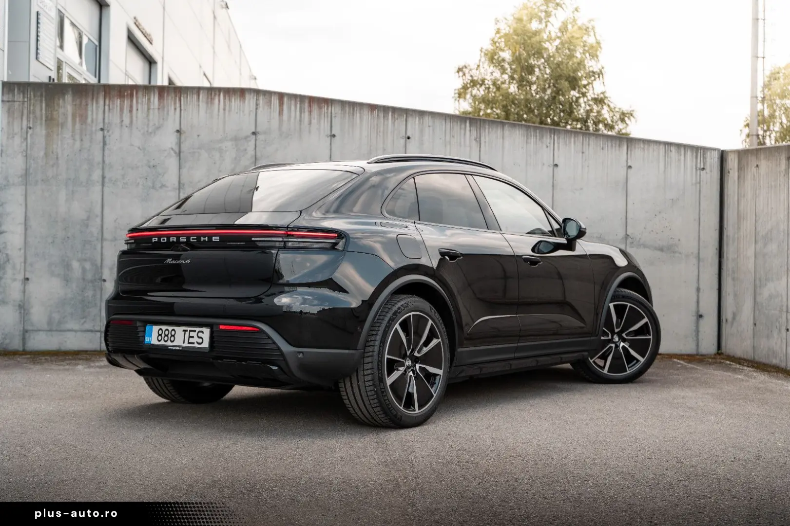PORSCHE Macan Electric 4 Offroad Matrix PASM APPROVED