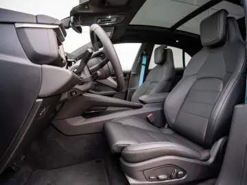 PORSCHE Macan Electric 4 Offroad Matrix PASM APPROVED