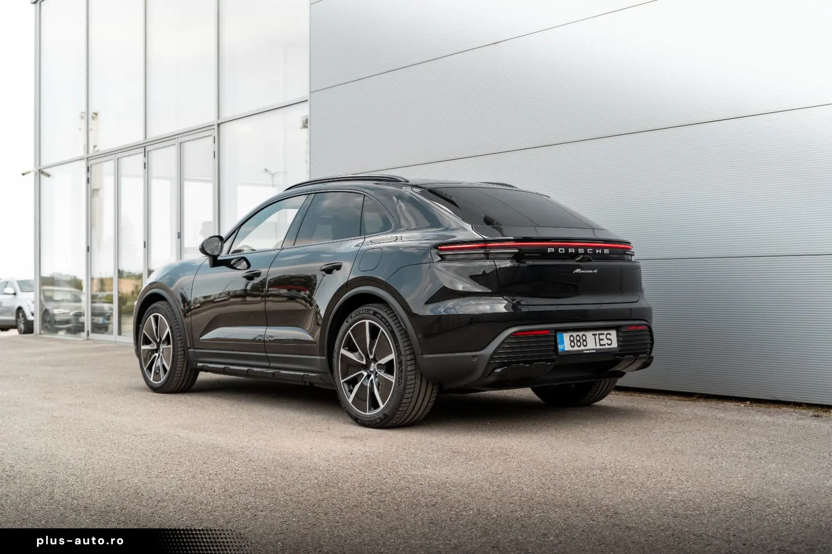 PORSCHE Macan Electric 4 Offroad Matrix PASM APPROVED