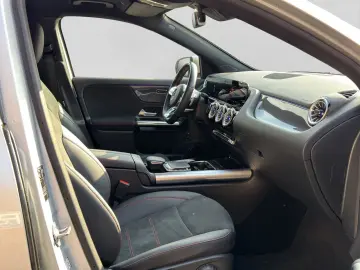 MERCEDES-BENZ GLA 250 e AMG LINE 360  LED LM19 ALCANTARA