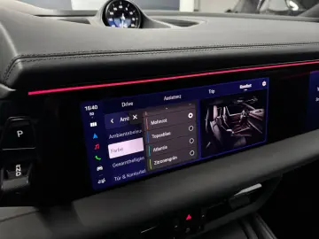 PORSCHE Macan 4 HeadUp 2xDisplay Pano ACC 22  Carbon