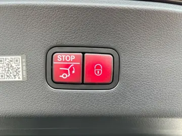 MERCEDES-BENZ GLC 43 AMG 4M Coupé  Night HUD PANO