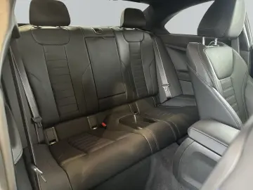 BMW M240i xDrive Coupé