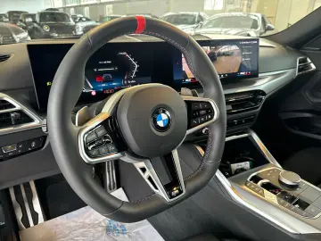 BMW M240i xDrive Coupé