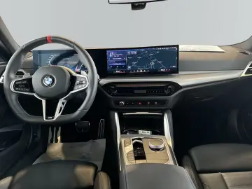 BMW M240i xDrive Coupé