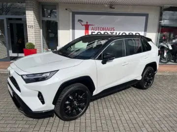 TOYOTA RAV4 Hybrid Style AWD 4x4 - AHK  LED  BT  Navi