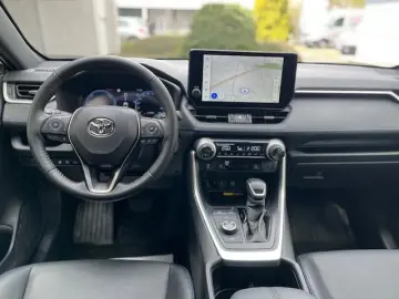 TOYOTA RAV4 Hybrid Style AWD 4x4 - AHK  LED  BT  Navi