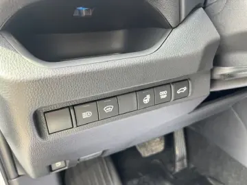 TOYOTA RAV4 Hybrid Style AWD 4x4 - AHK  LED  BT  Navi