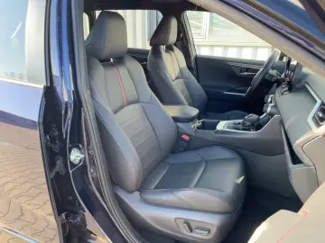 TOYOTA RAV4 2.5 4x4 Style LED Navi SHZ 2xKlima 360 Kam.