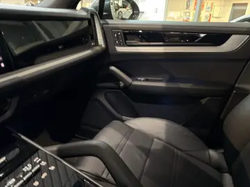 Porsche Cayenne E-Hybrid InnoDrive Head-Up