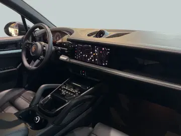 Porsche Cayenne E-Hybrid InnoDrive Head-Up