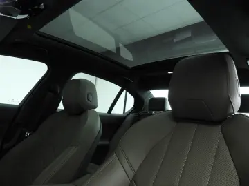 BMW 550 5 Serie Sedan 550e xDrive   M-Sportpakket