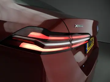 BMW 550 5 Serie Sedan 550e xDrive   M-Sportpakket