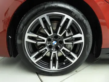 BMW 550 5 Serie Sedan 550e xDrive   M-Sportpakket