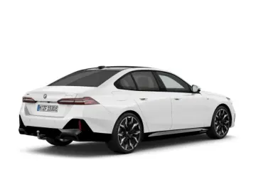 BMW 550e xDr Lim M SPORT AdLED AHK Pano B&W DAPro 21