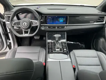 DFSK Fengon 7 2.0T 4WD